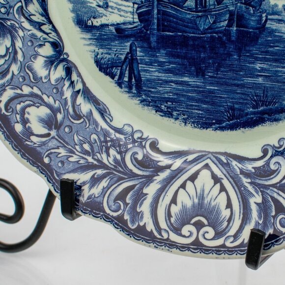 Vintage Porcelain Charger | Royal Sphinx Delfts Blue and White Plate | Holland - Picture 6 of 7